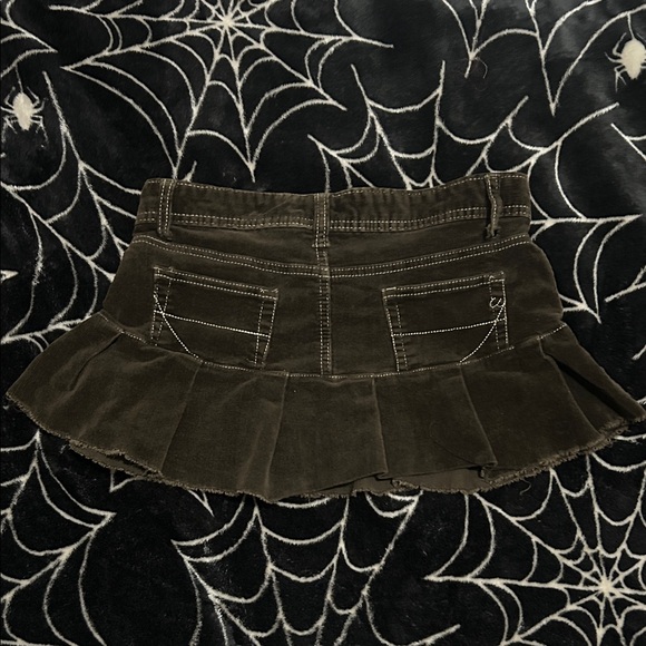 Brown Ruffled Skirt - Picture 3 of 4